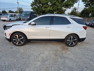 2022 Chevrolet Equinox Premier - Exterior Side Driver Image